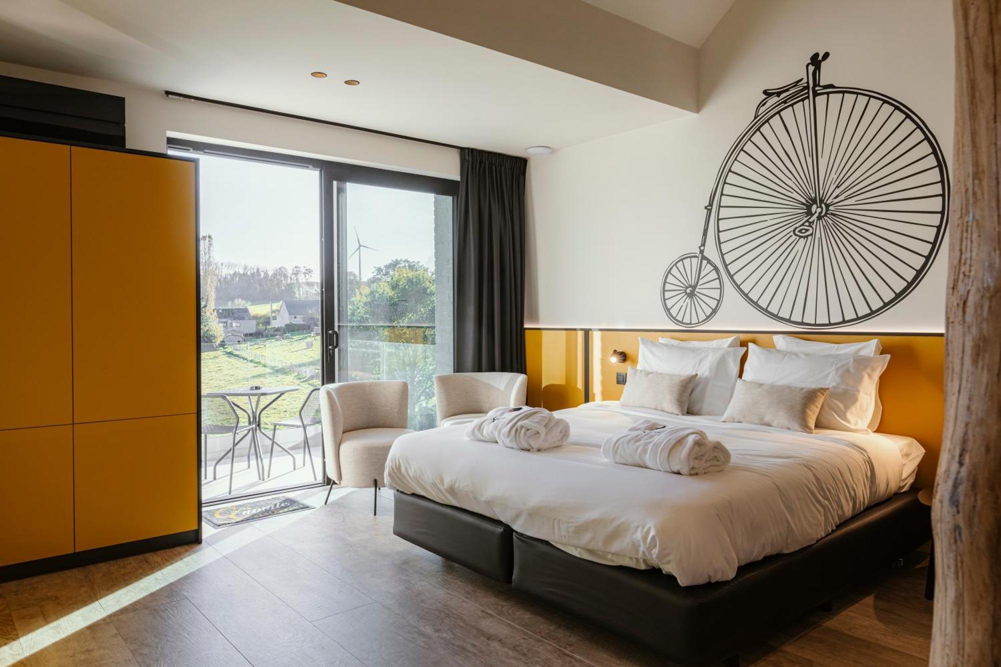 Cc Nomie Hotel Restaurant Dinant Ngoại thất bức ảnh