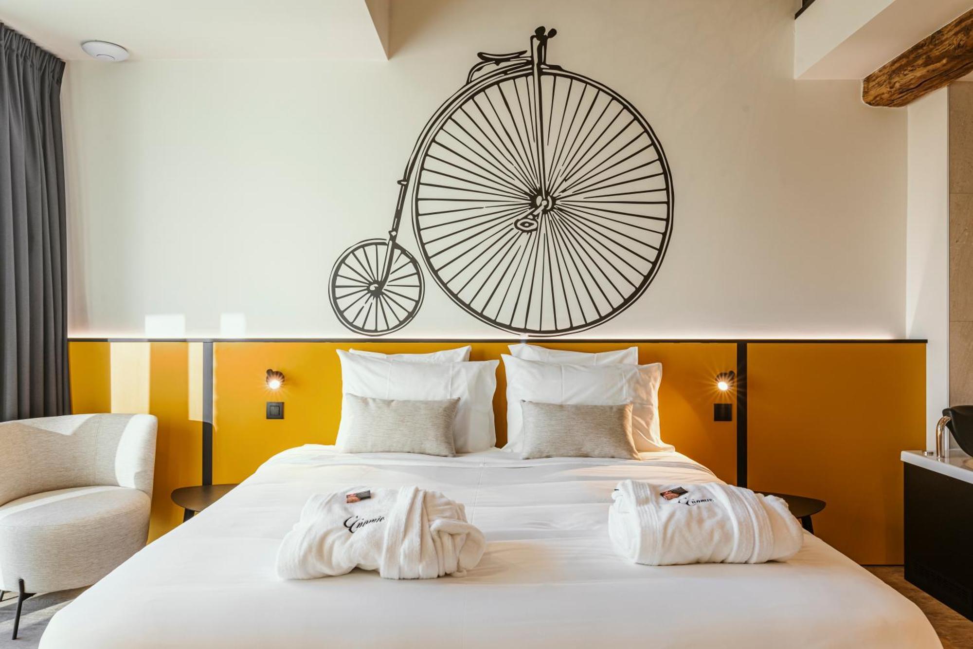 Cc Nomie Hotel Restaurant Dinant Ngoại thất bức ảnh
